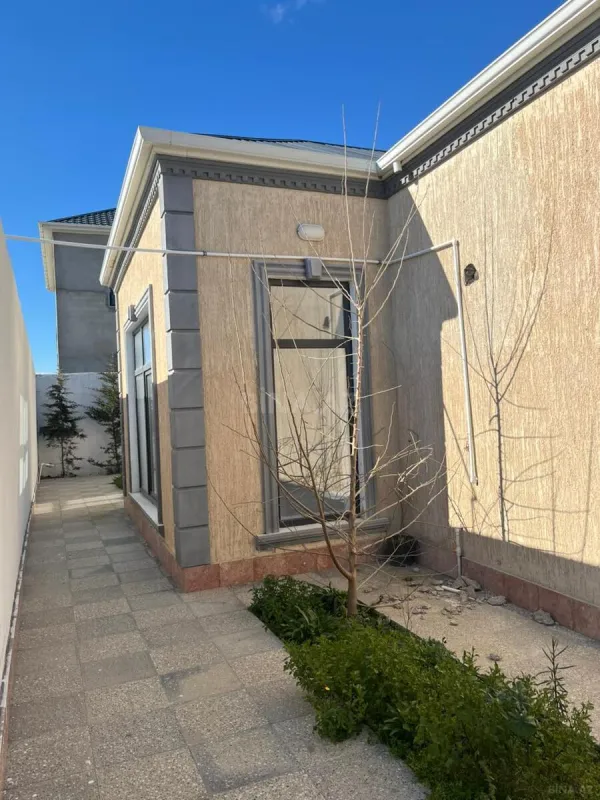 Satılır 4 otaqlı həyət evi 160 m²