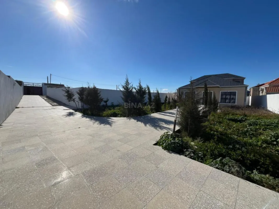 Satılır 4 otaqlı həyət evi 160 m²