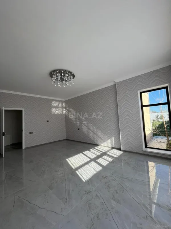 Satılır 4 otaqlı həyət evi 160 m²