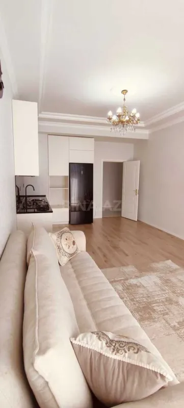 Kirayə verilir 3 otaqlı mənzil 119 m²