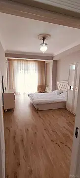 Kirayə verilir 3 otaqlı mənzil 119 m²