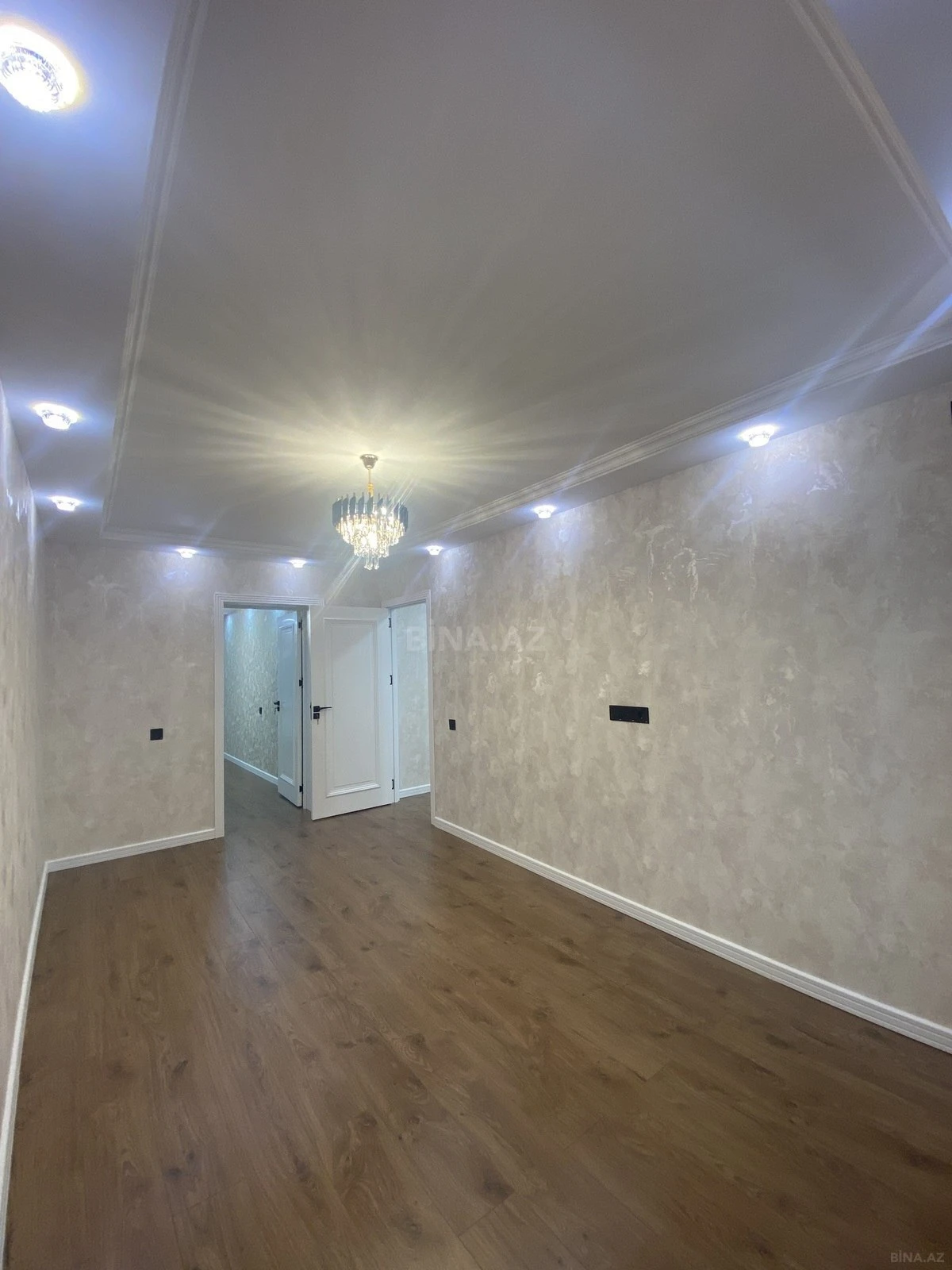 Satılır 2 otaqlı mənzil 45 m²