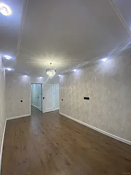 Satılır 2 otaqlı mənzil 45 m²
