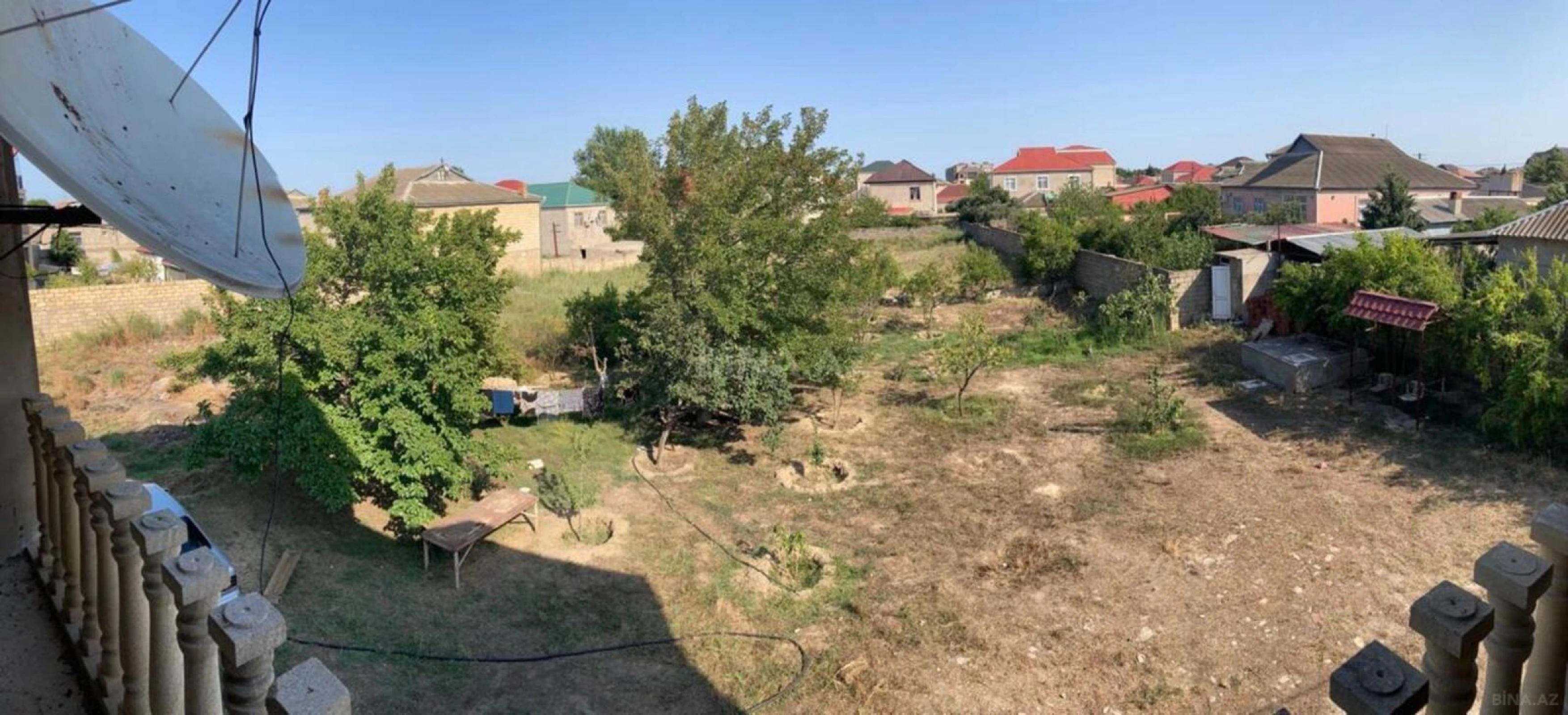 Satılır 7 otaqlı həyət evi 240 m²