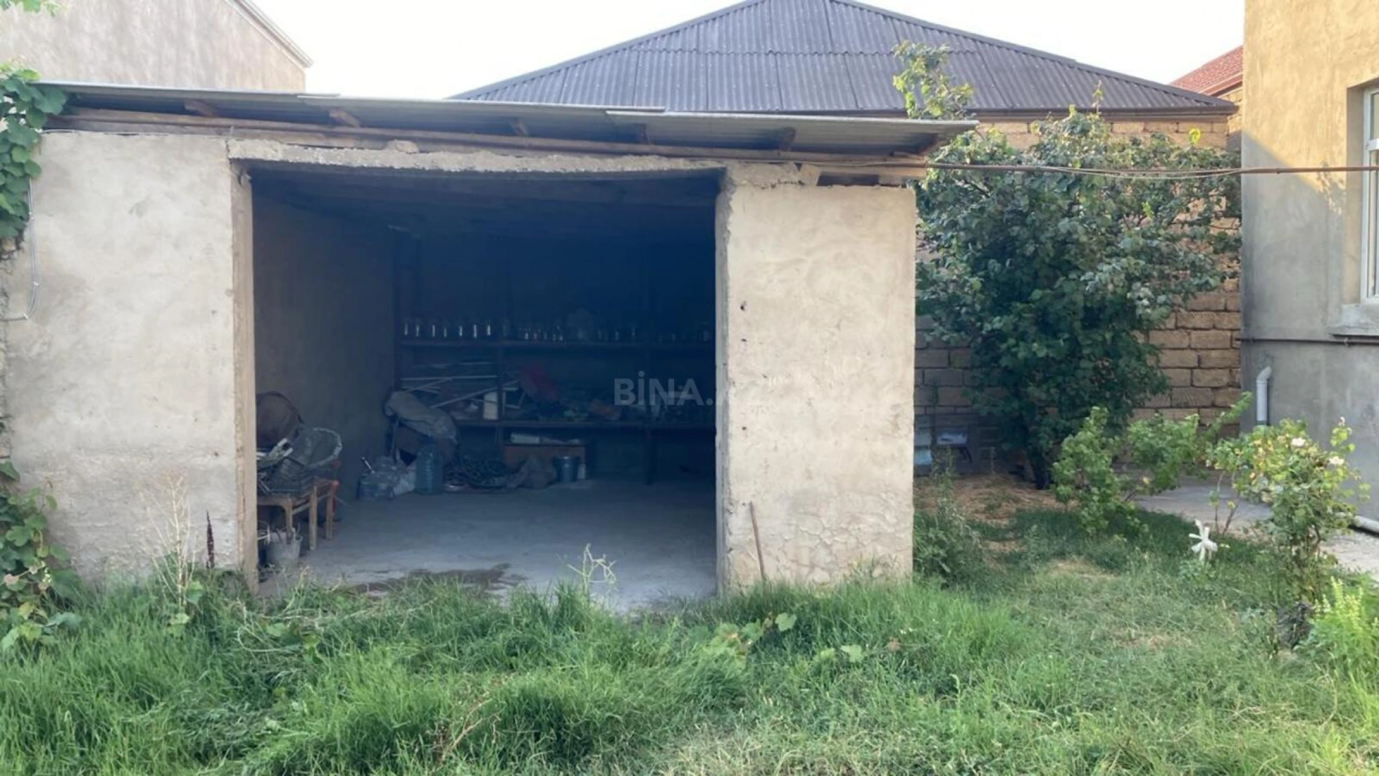 Satılır 7 otaqlı həyət evi 240 m²