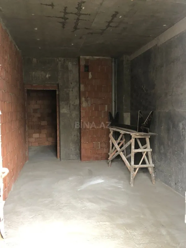 Satılır 2 otaqlı mənzil 105.3 m²