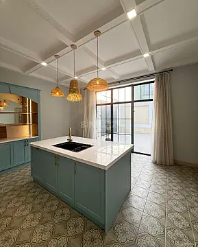 Satılır 5 otaqlı həyət evi 220 m²