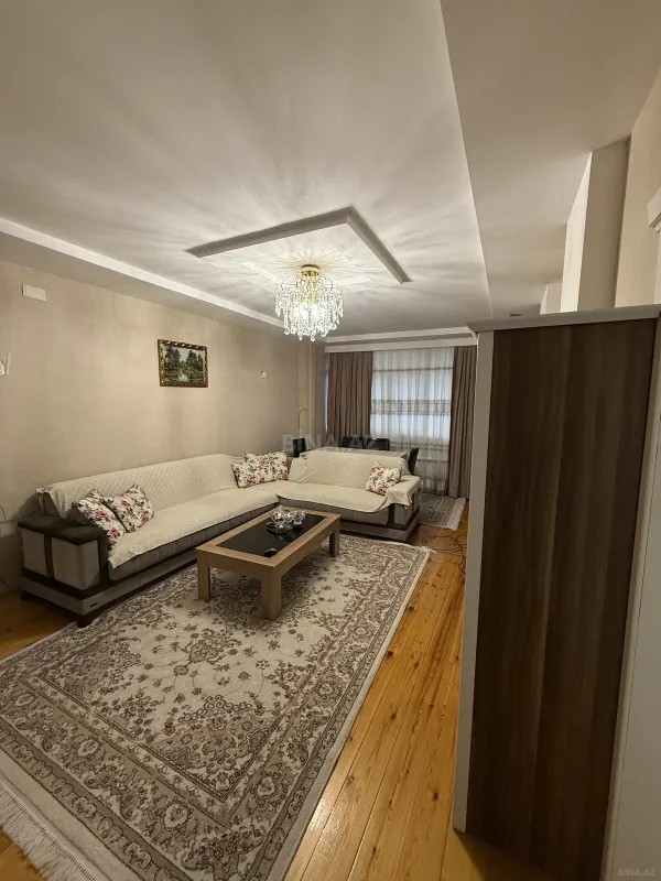 Satılır 4 otaqlı mənzil 85 m²