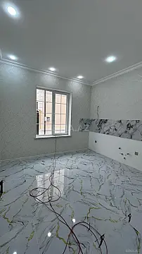 Satılır 5 otaqlı həyət evi 200 m²