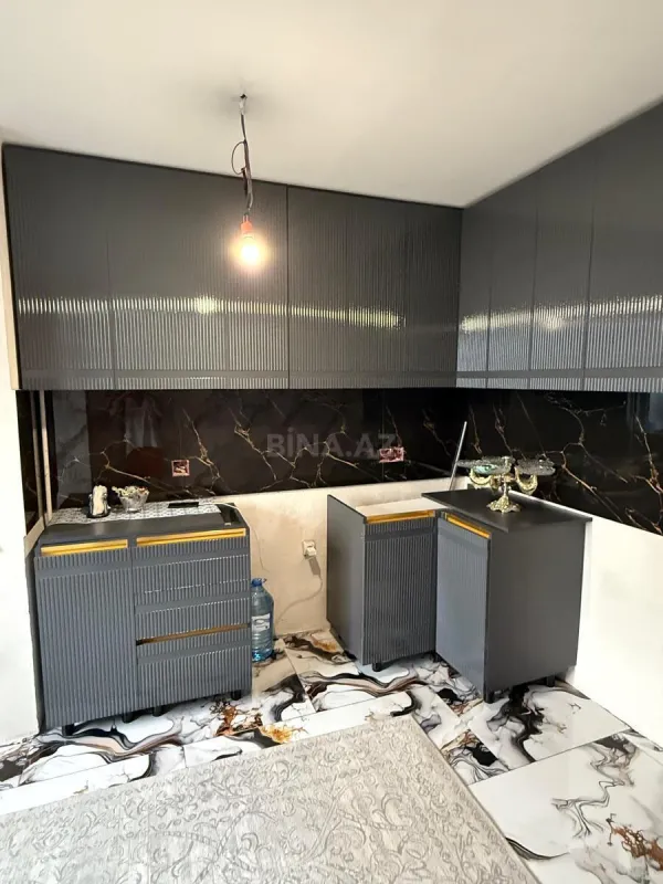 Satılır 3 otaqlı mənzil 93 m²