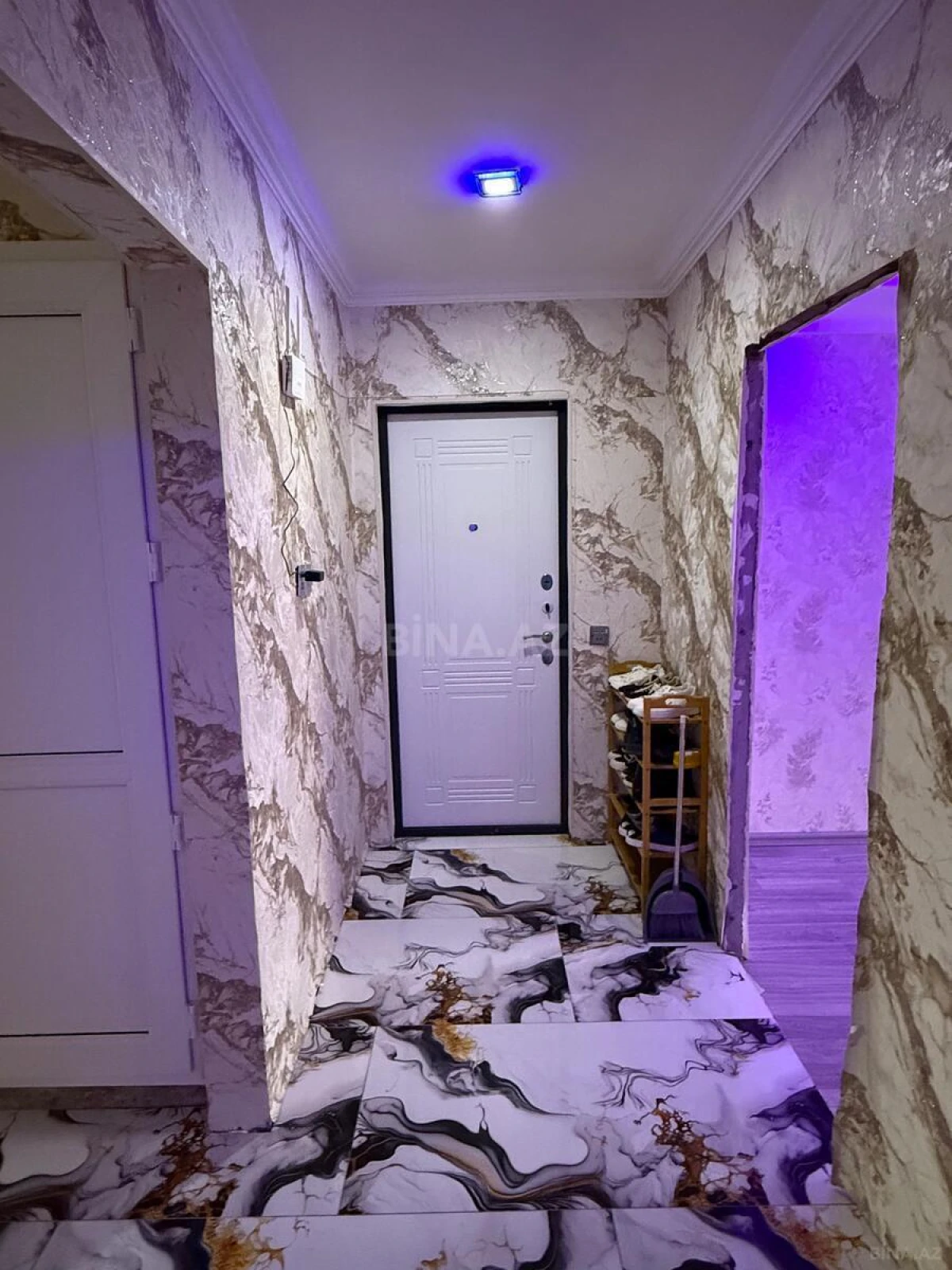 Satılır 3 otaqlı mənzil 93 m²