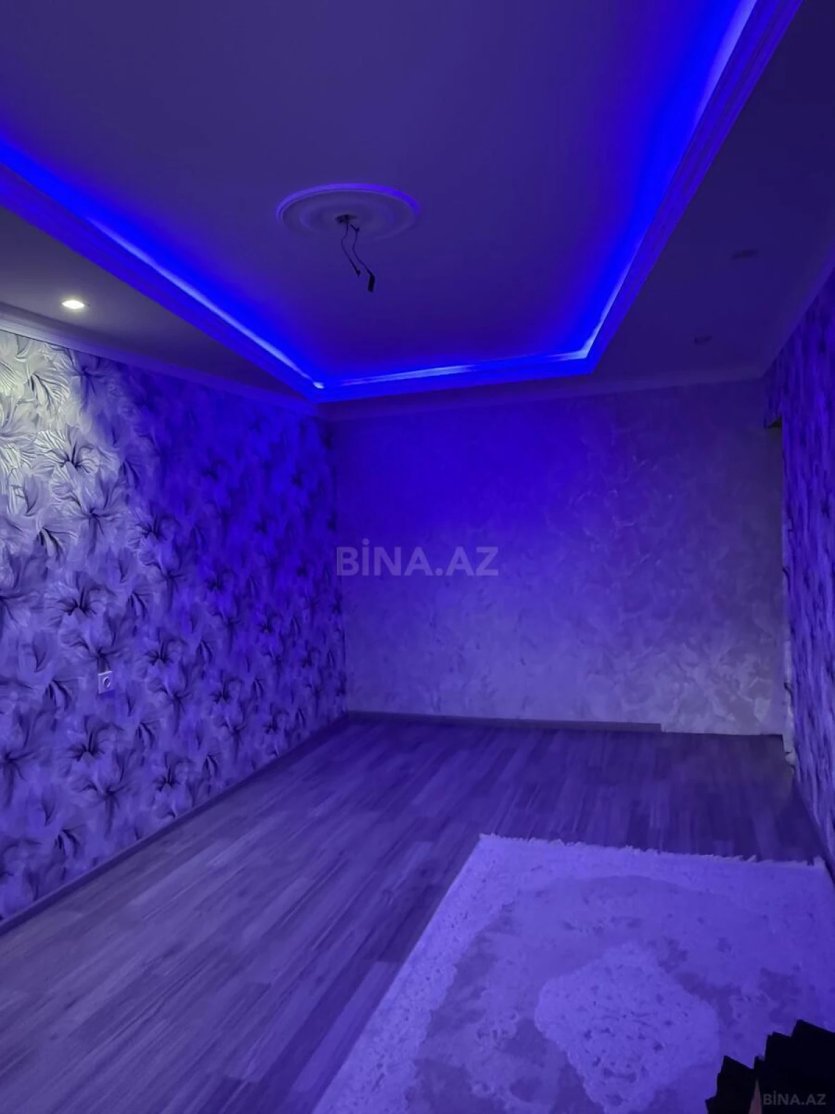 Satılır 3 otaqlı mənzil 93 m²