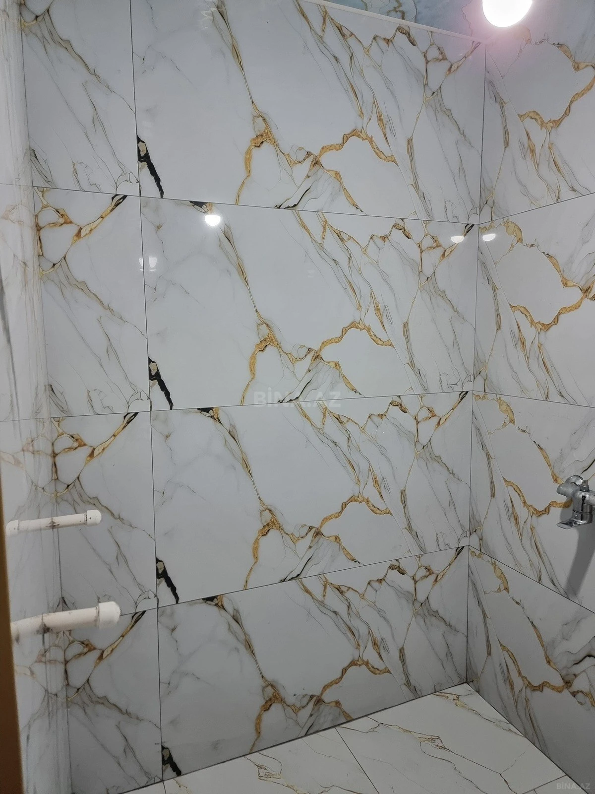 Satılır 3 otaqlı mənzil 93 m²