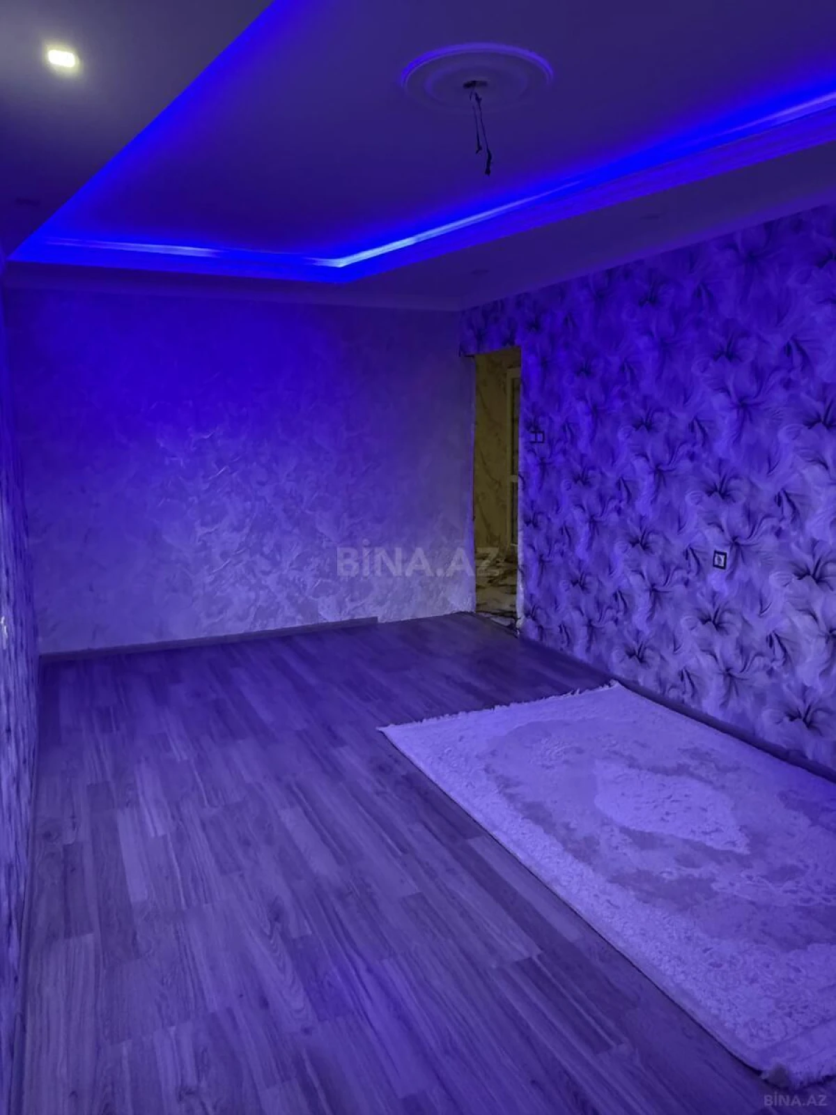 Satılır 3 otaqlı mənzil 93 m²