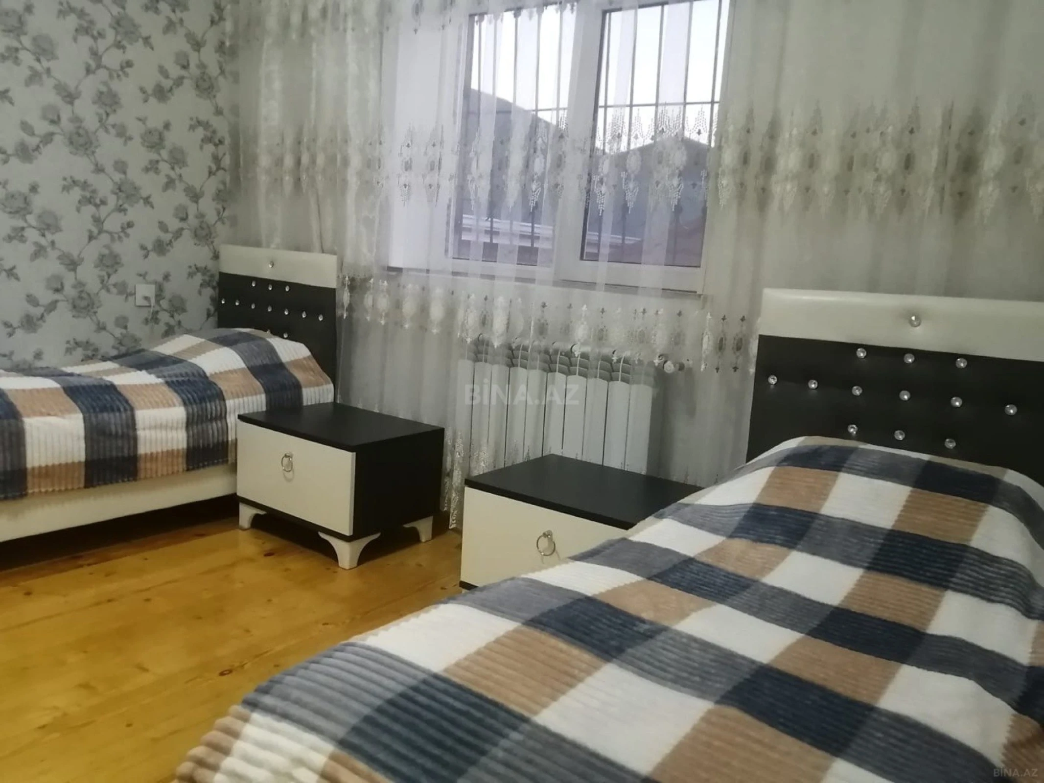 Satılır 4 otaqlı həyət evi 160 m²
