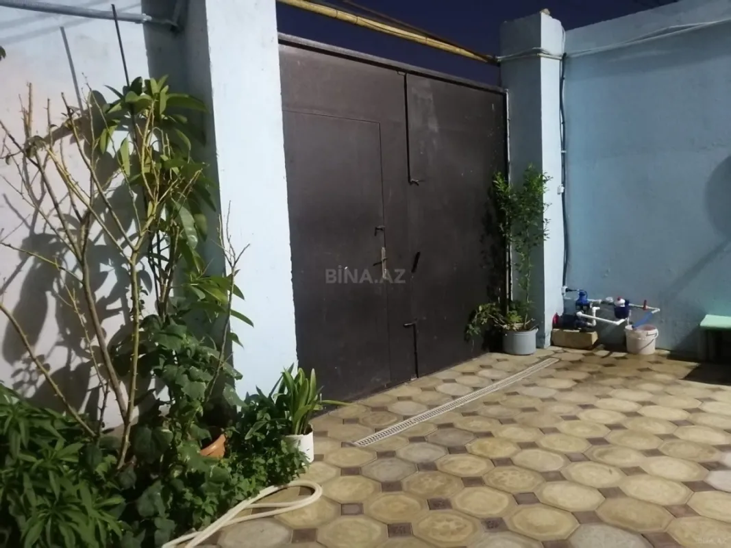 Satılır 4 otaqlı həyət evi 160 m²