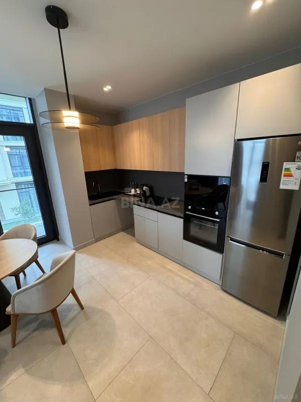 Kirayə verilir 3 otaqlı mənzil 94 m²