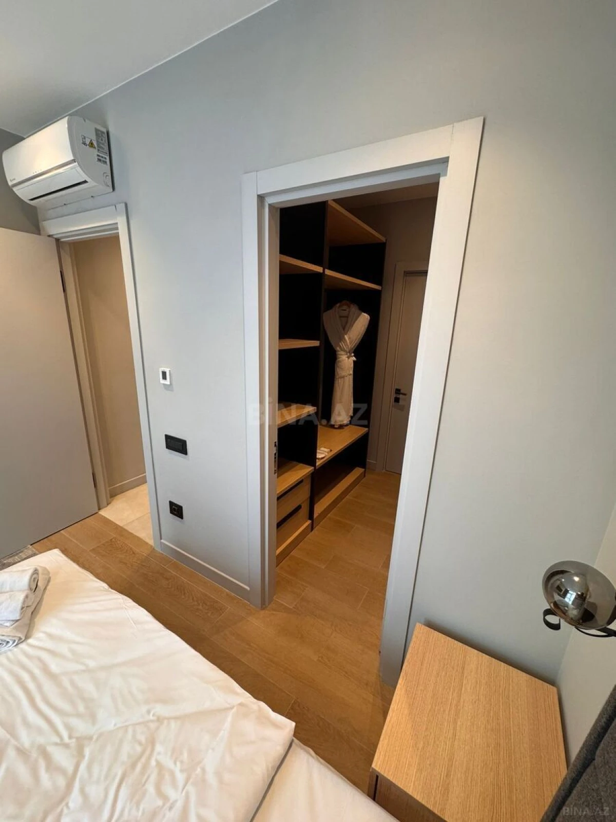 Kirayə verilir 3 otaqlı mənzil 94 m²