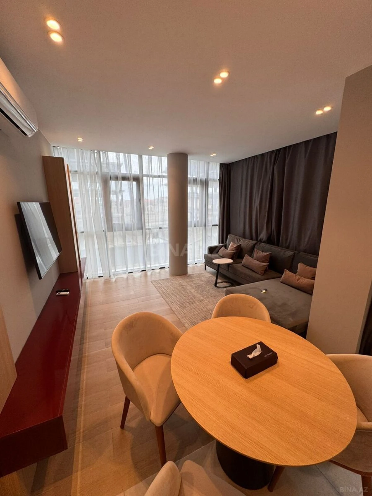 Kirayə verilir 3 otaqlı mənzil 94 m²