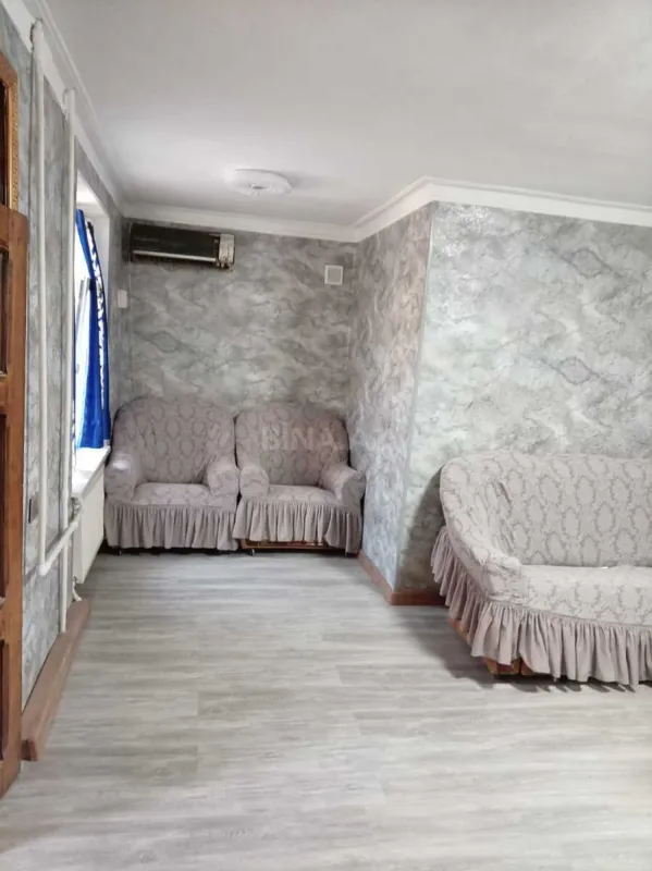 Kirayə verilir 2 otaqlı mənzil 50 m²