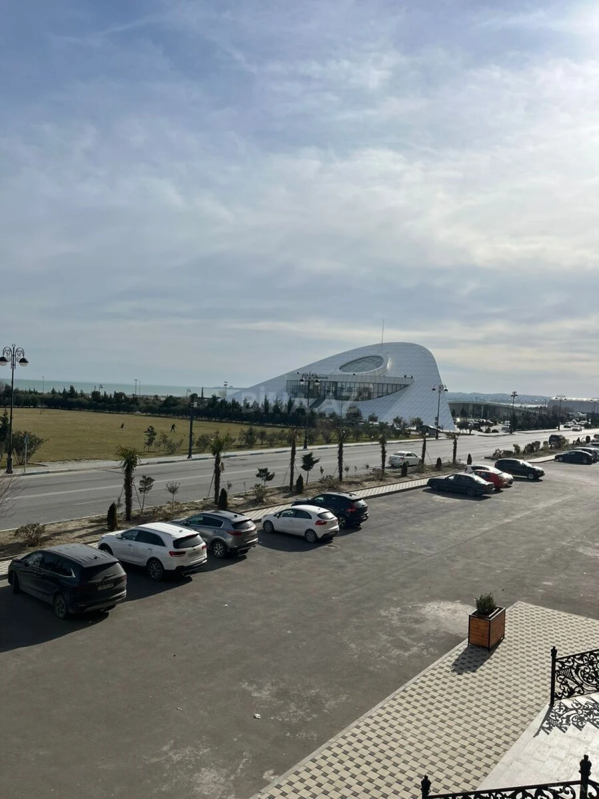 Satılır 2 otaqlı mənzil 57 m²