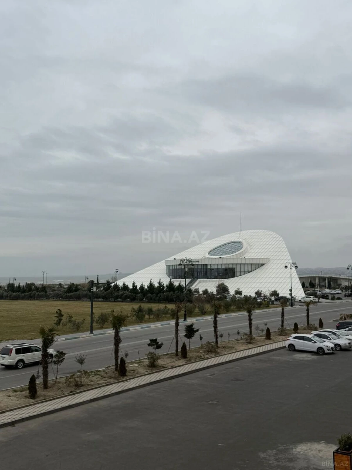 Satılır 2 otaqlı mənzil 57 m²