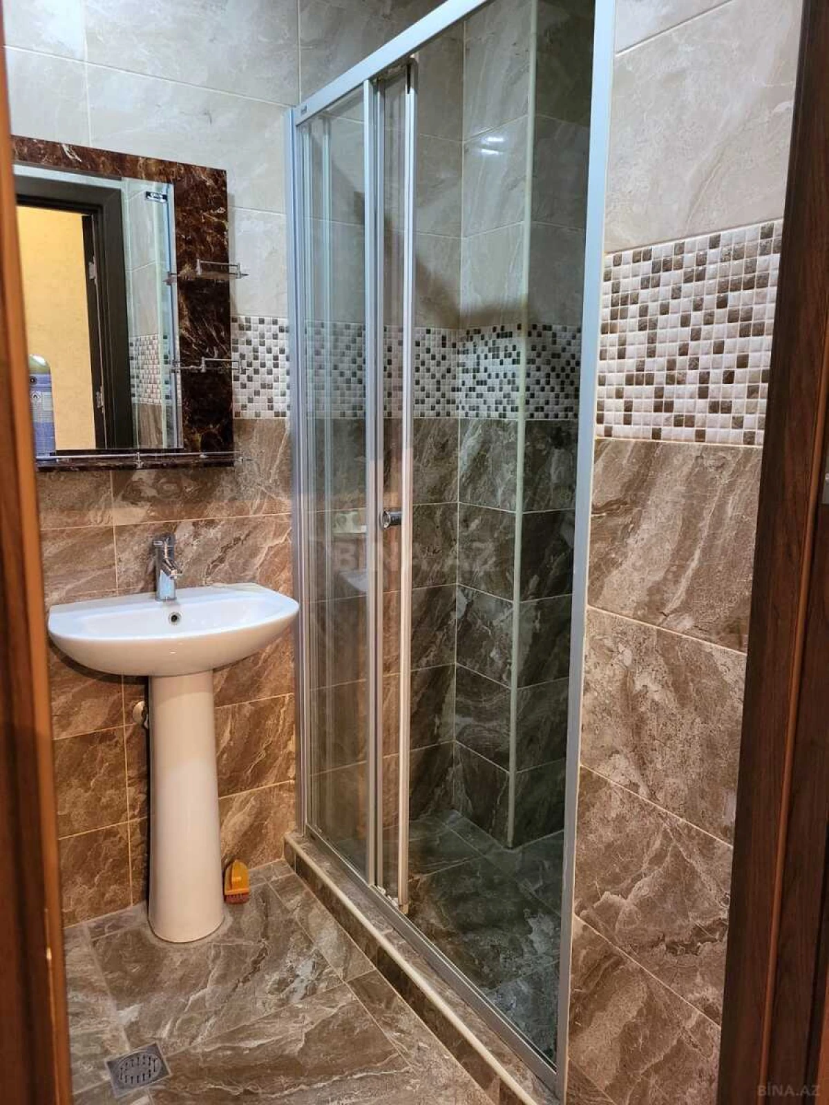 Kirayə verilir 3 otaqlı mənzil 53 m²