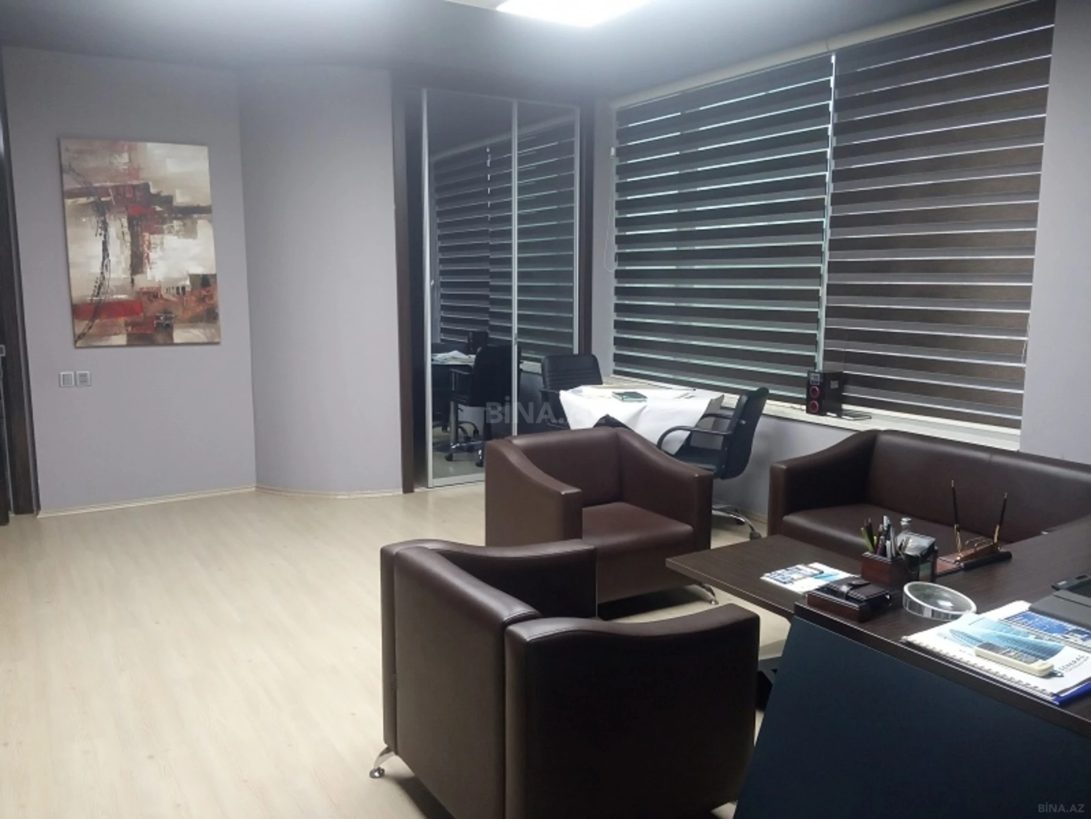 Kirayə verilir 4 otaqlı ofis 300 m²