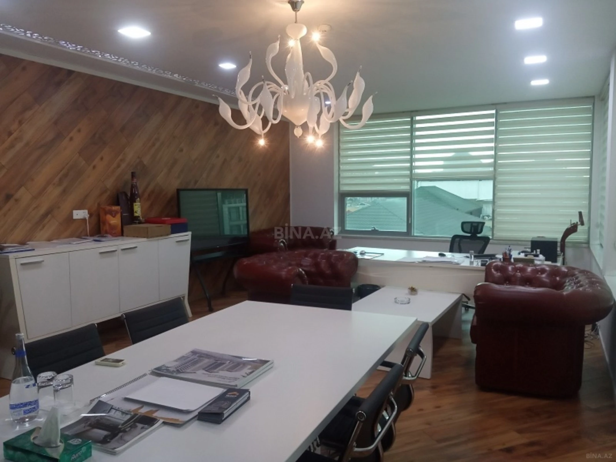 Kirayə verilir 4 otaqlı ofis 300 m²