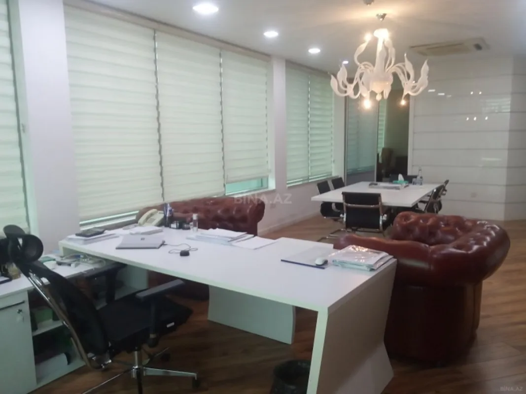 Kirayə verilir 4 otaqlı ofis 300 m²