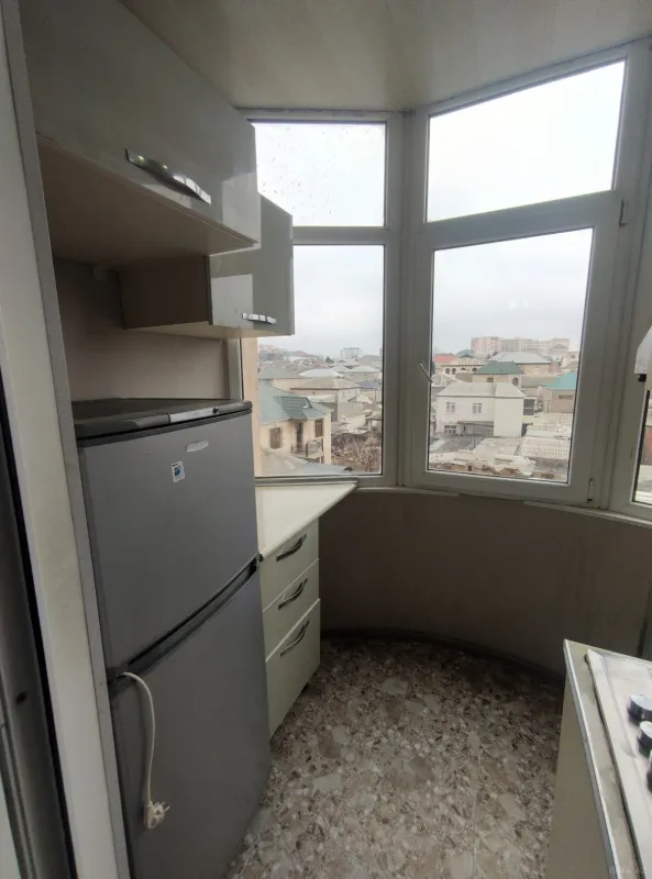 Kirayə verilir 2 otaqlı mənzil 50 m²