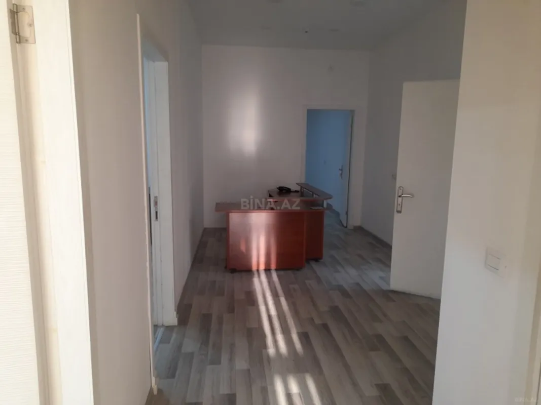 Kirayə verilir 3 otaqlı ofis 155 m²