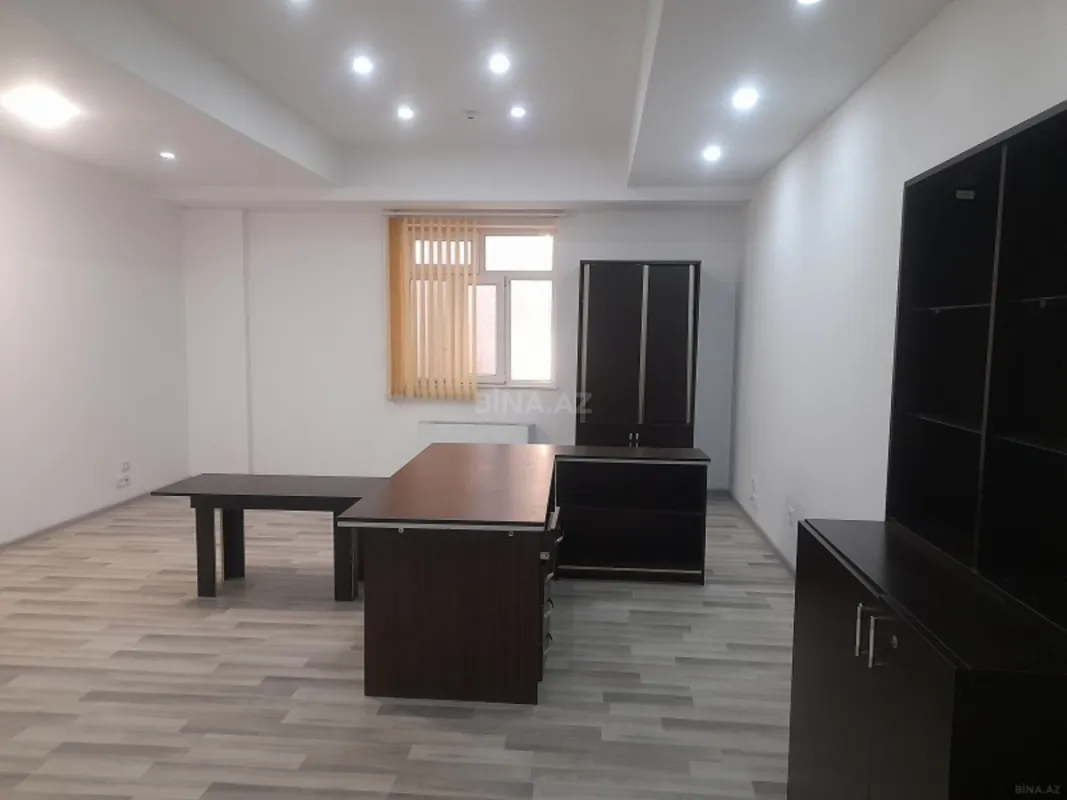 Kirayə verilir 3 otaqlı ofis 155 m²