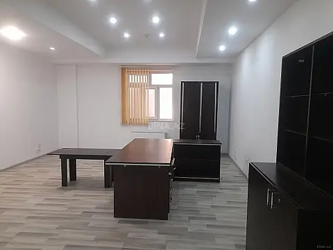 Kirayə verilir 3 otaqlı ofis 155 m²