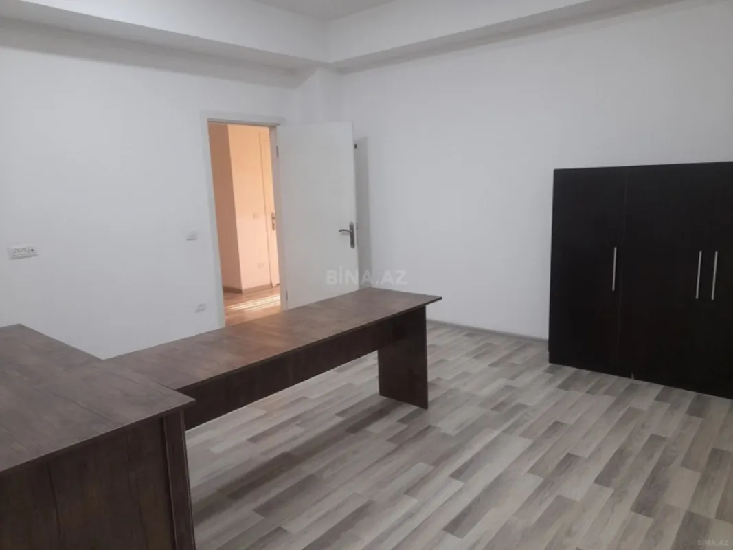 Kirayə verilir 3 otaqlı ofis 155 m²