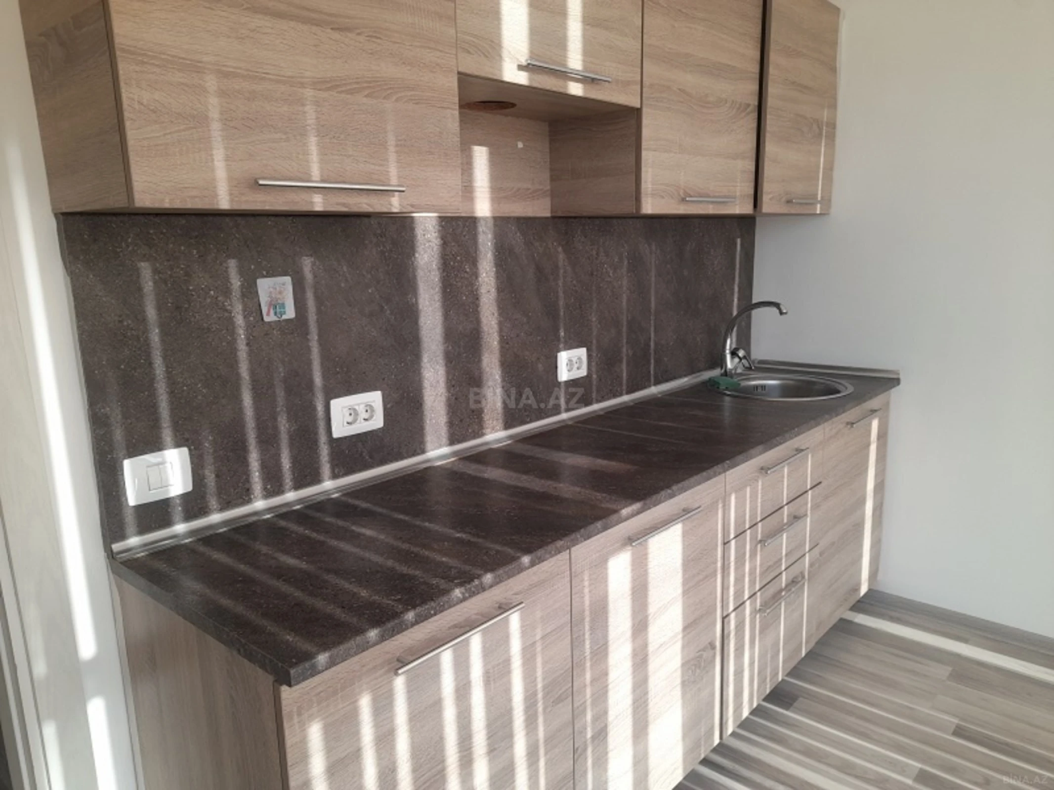 Kirayə verilir 3 otaqlı ofis 155 m²