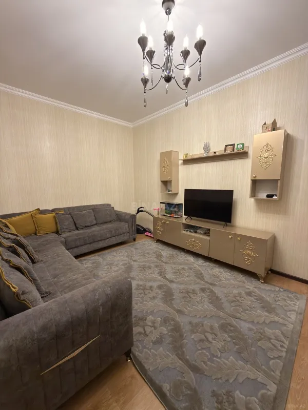 Satılır 3 otaqlı mənzil 88 m²