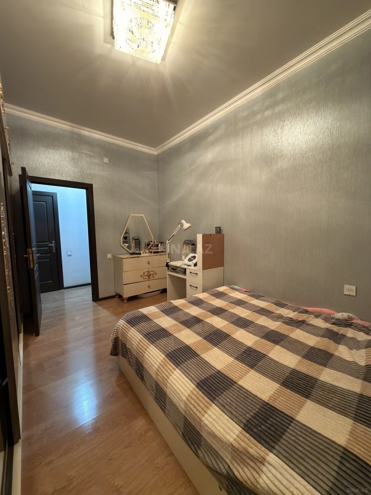 Satılır 3 otaqlı mənzil 88 m²