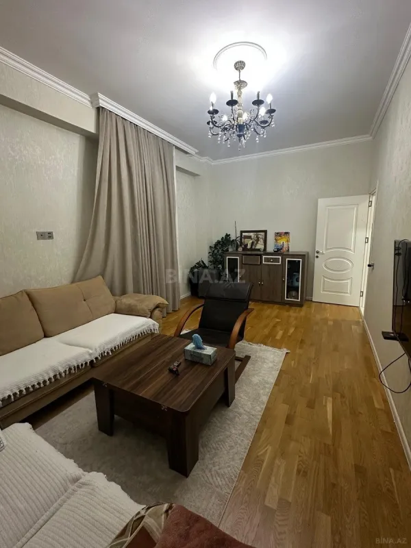 Satılır 3 otaqlı mənzil 88 m²