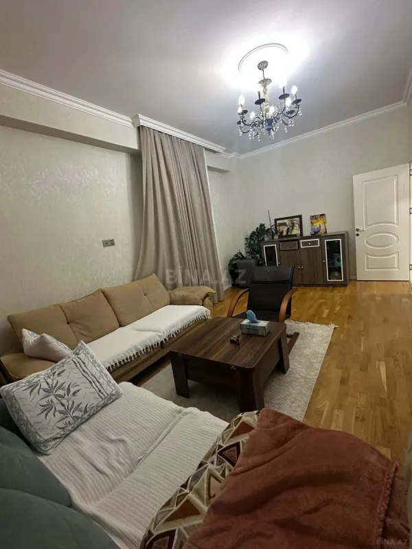 Satılır 3 otaqlı mənzil 88 m²