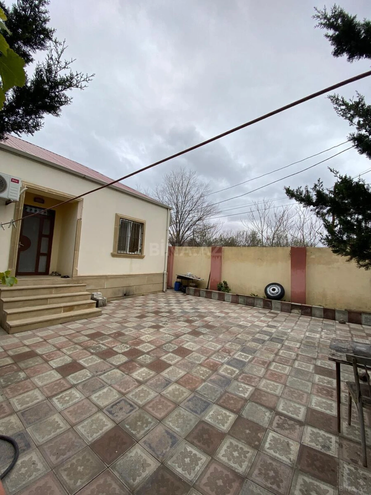 Satılır 3 otaqlı həyət evi 80 m²