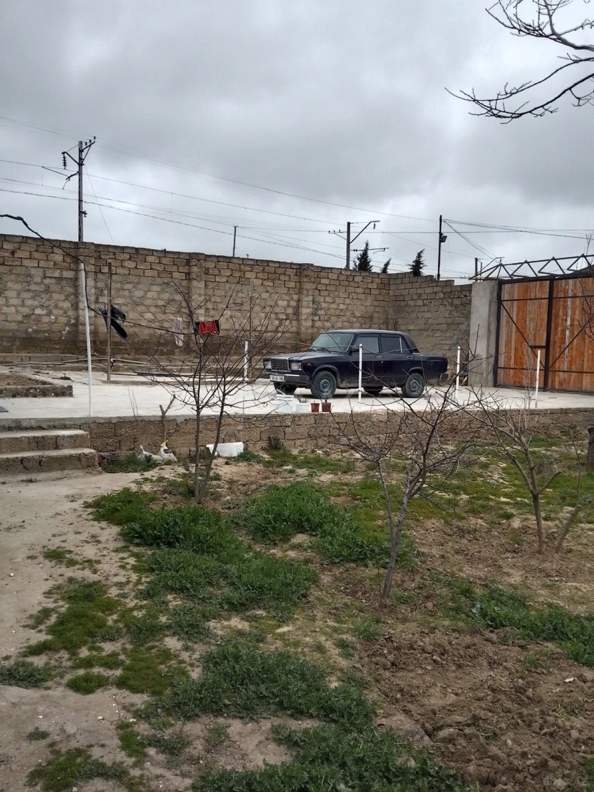 Satılır torpaq sahəsi 2 m²