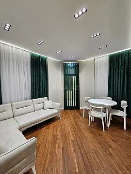 Satılır 2 otaqlı mənzil 70 m²