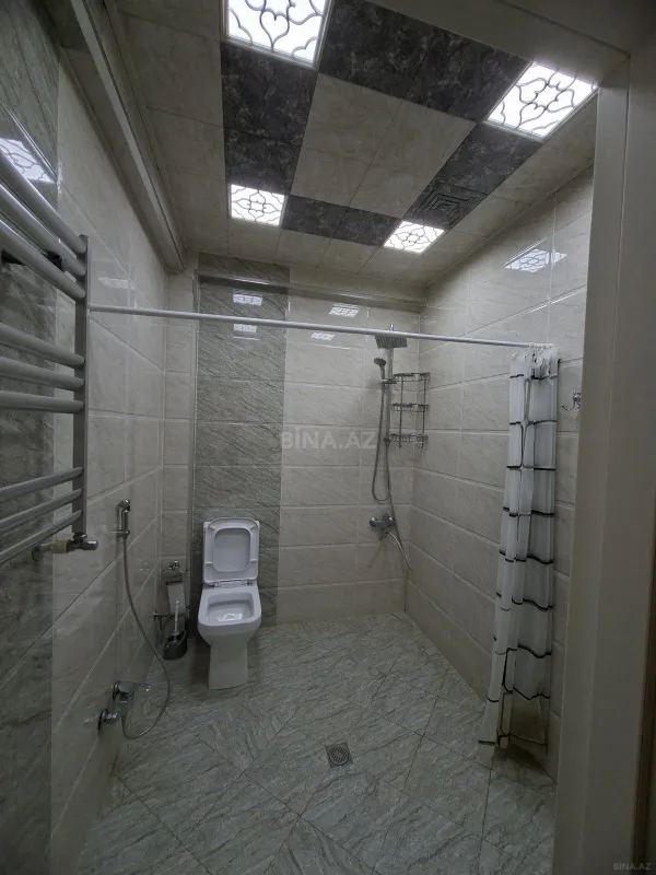 Kirayə verilir 2 otaqlı mənzil 78 m²