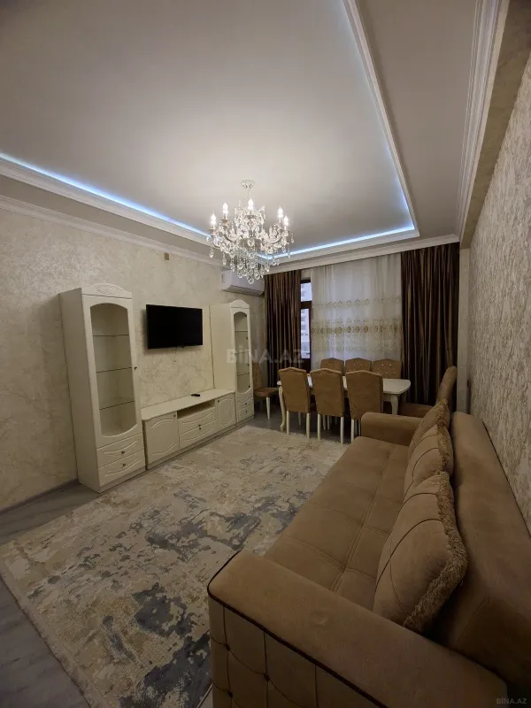 Kirayə verilir 2 otaqlı mənzil 78 m²