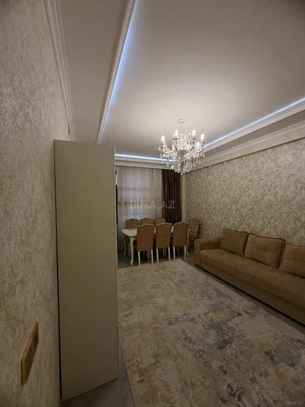 Kirayə verilir 2 otaqlı mənzil 78 m²