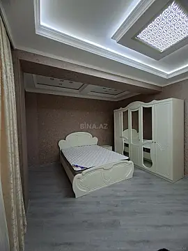 Kirayə verilir 2 otaqlı mənzil 78 m²