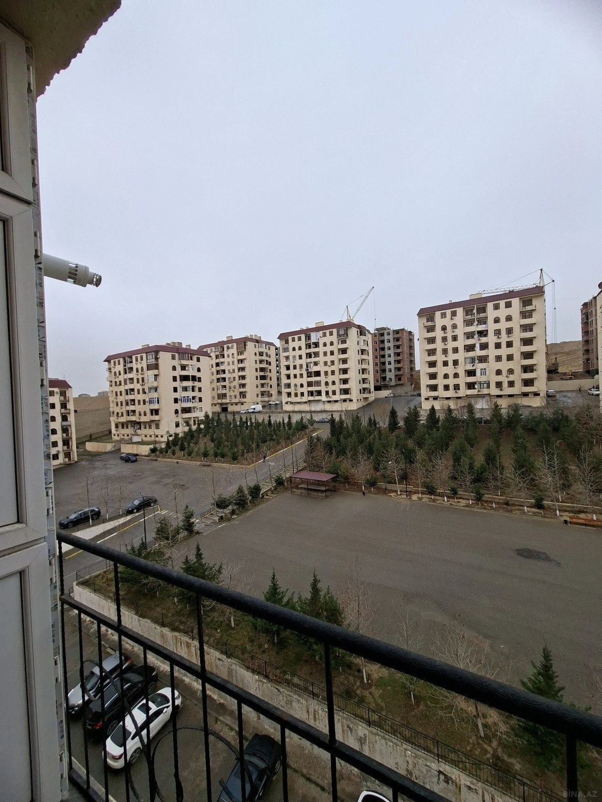 Kirayə verilir 2 otaqlı mənzil 78 m²