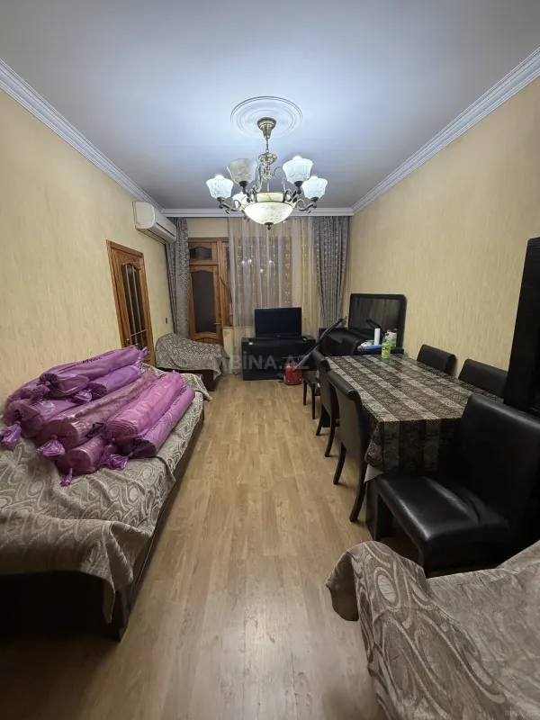 Satılır 2 otaqlı mənzil 52 m²