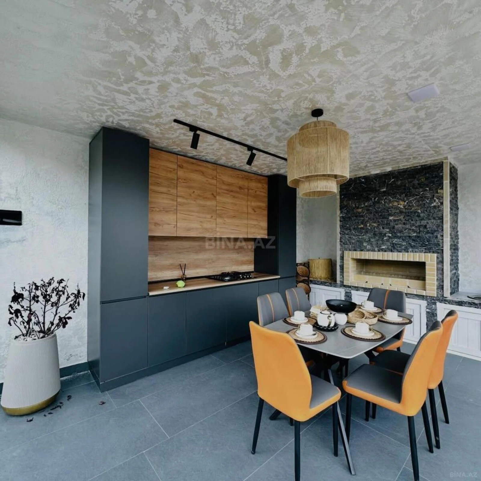 Kirayə verilir 4 otaqlı həyət evi 240 m²